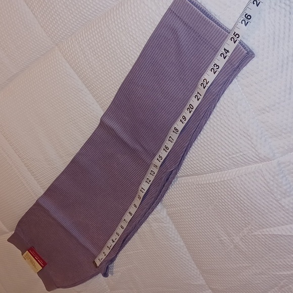 SO Seamless Ribbed High-Rise Leggings - Picture 9 of 9